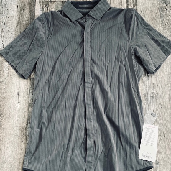 Shirt - Picture 2 of 2